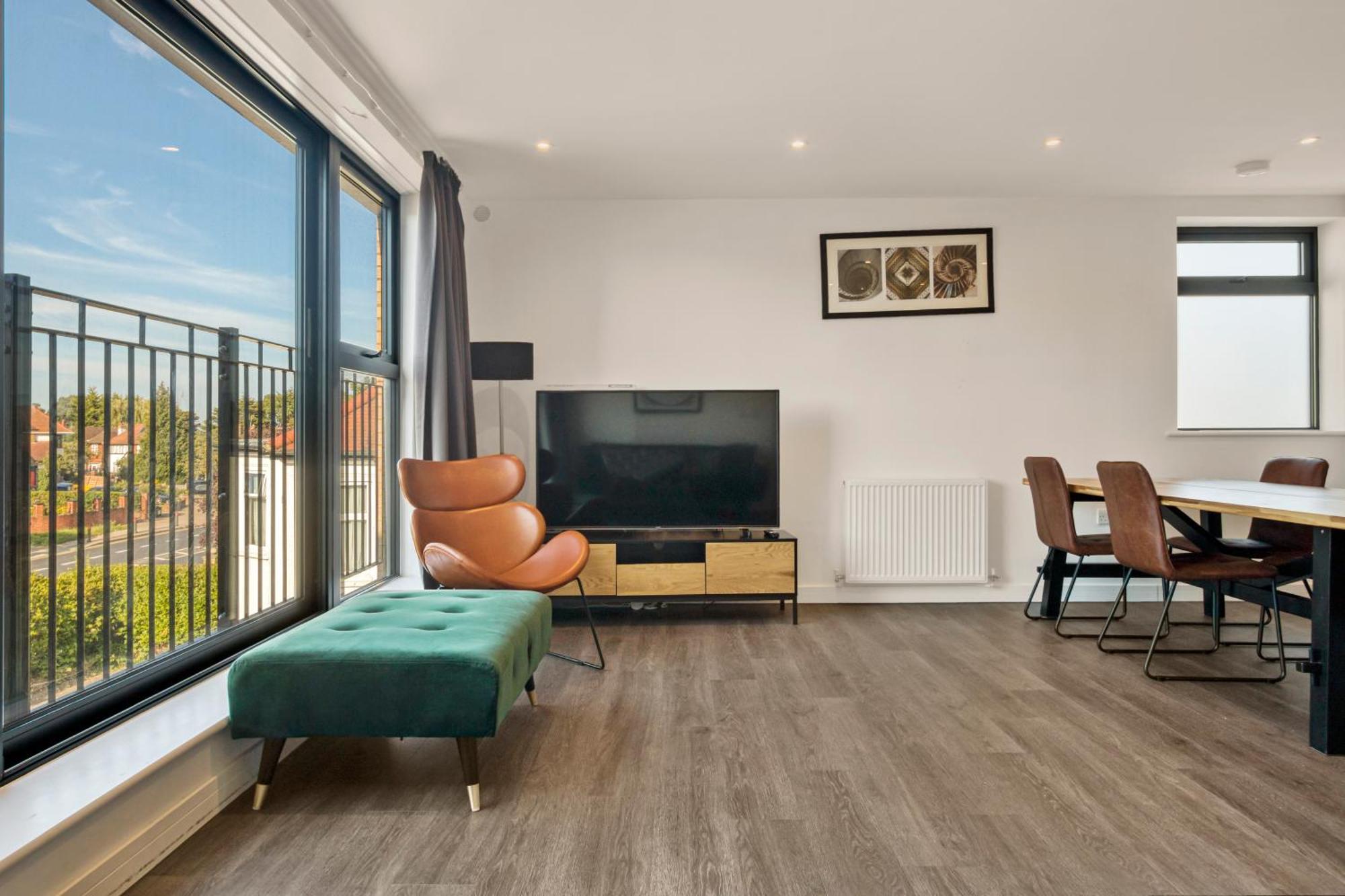 Modern Penthouse In Wembley Apartment London Exterior photo