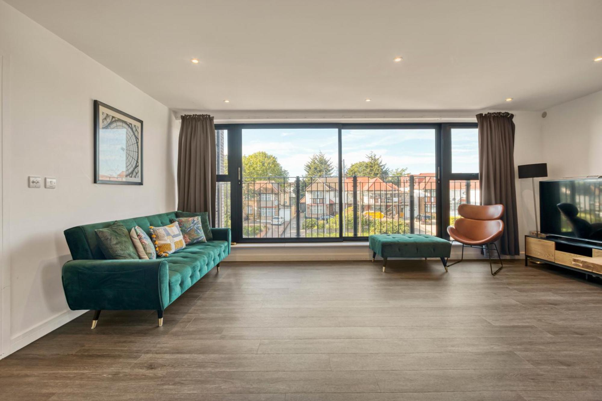 Modern Penthouse In Wembley Apartment London Exterior photo